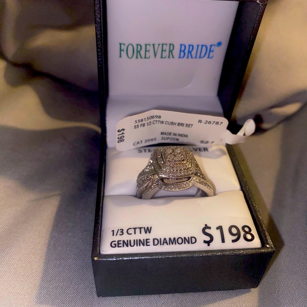 Forever bride 1/3 Genuine Diamond size 7